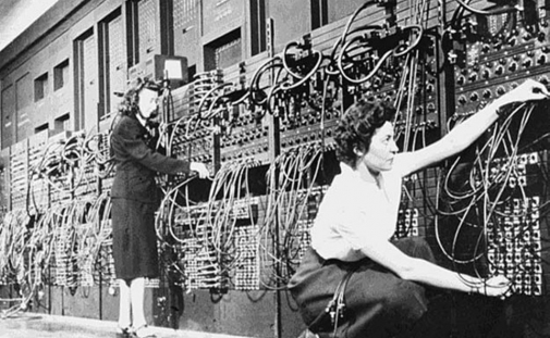 First computer - პრეზენტაცია edu.aris.ge-ზე